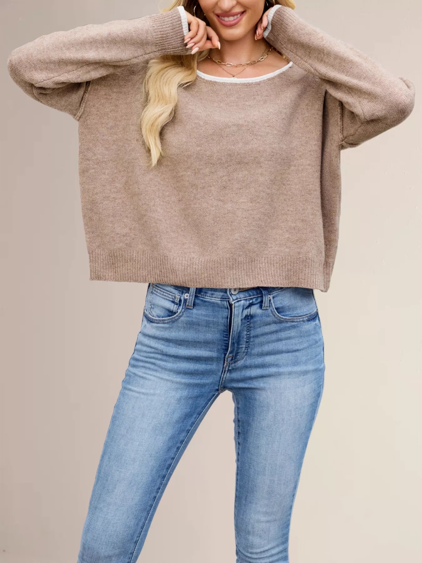 Round Neck Dropped Shoulder Sweater-Nordavory