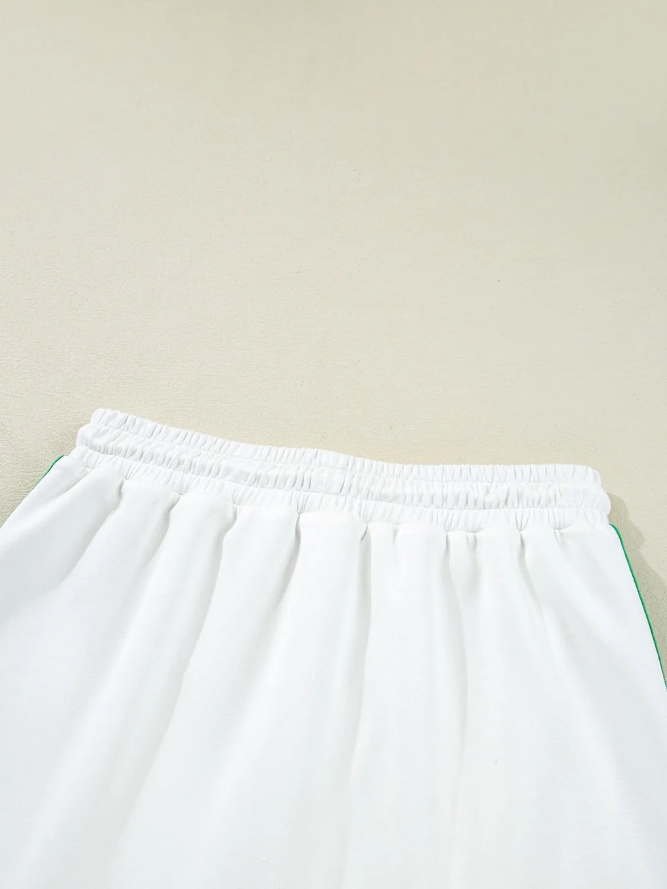 Contrast Trim Top and Mini Skirt Set-Nordavory