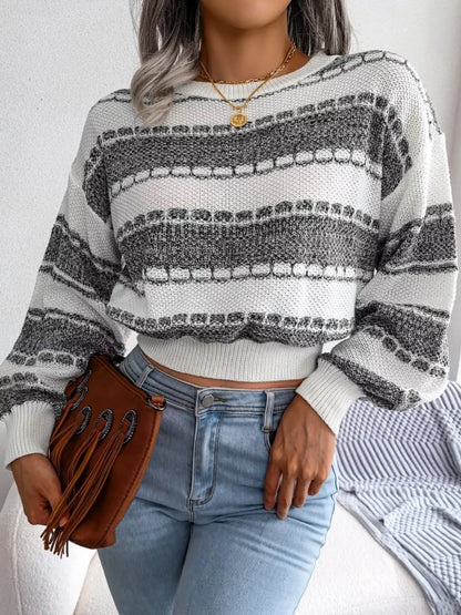 Color Block Round Neck Cropped Sweater-Nordavory
