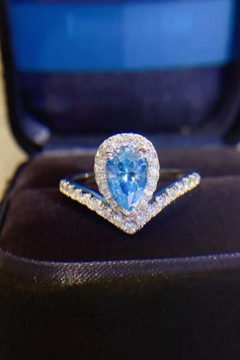 1 Carat Pear Shape Moissanite Heart Ring-Nordavory