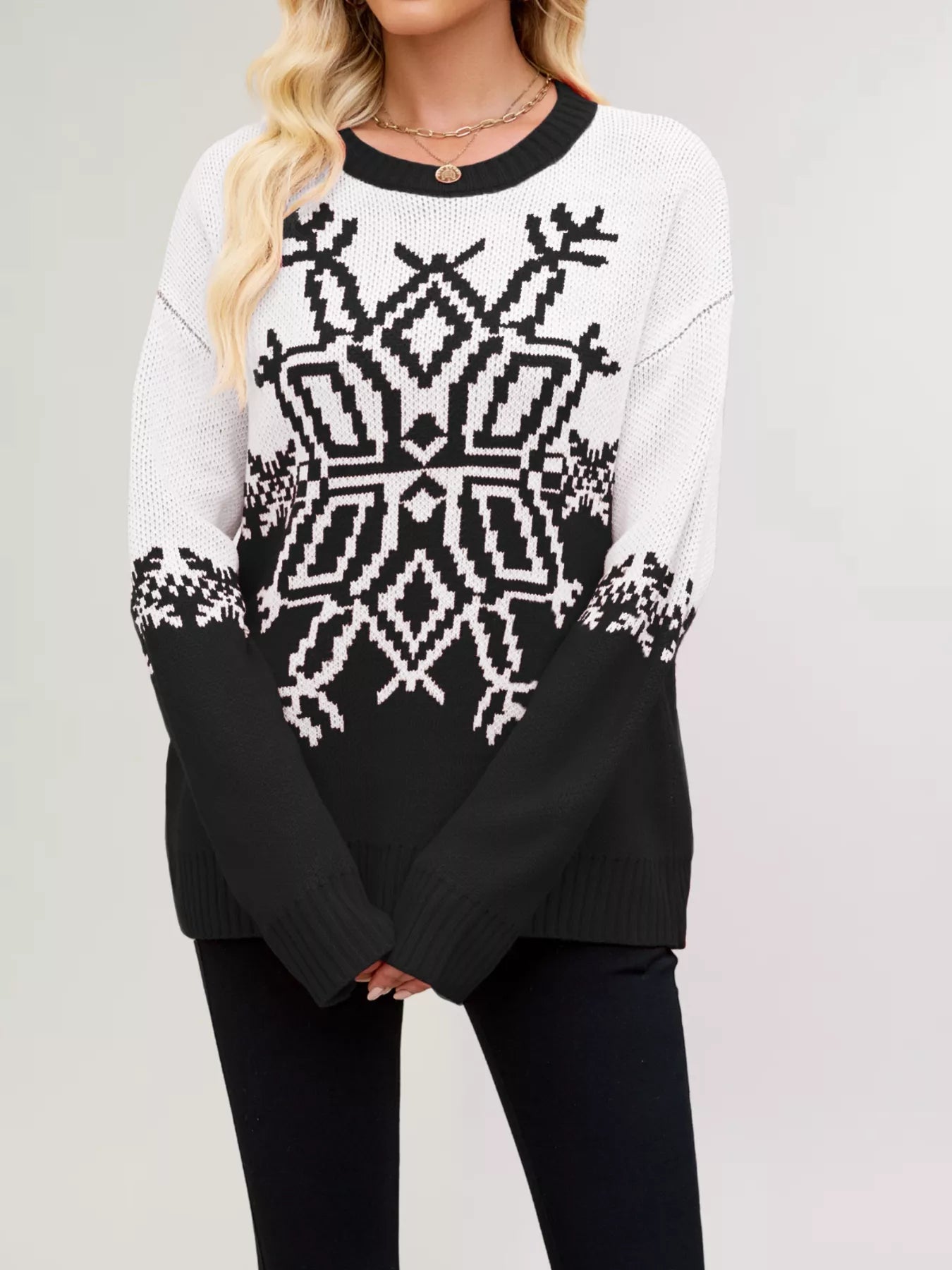 Christmas Snowflake Round Neck Sweater-Nordavory