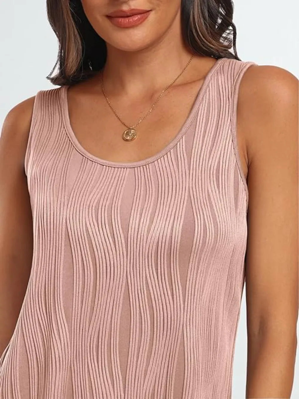 Round Neck Wide Strap Tank-Nordavory