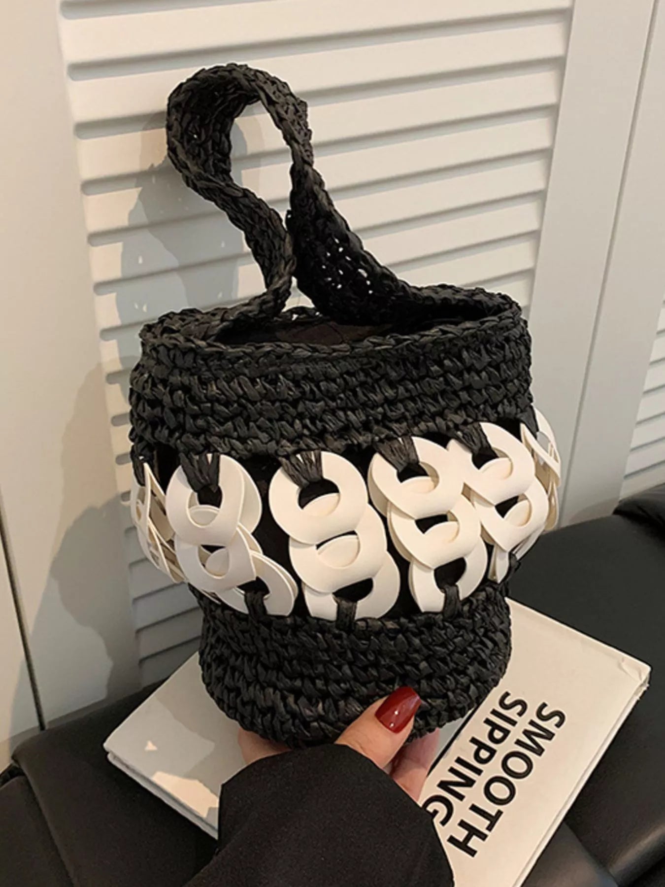 Woven Bucket Handbag – image 3