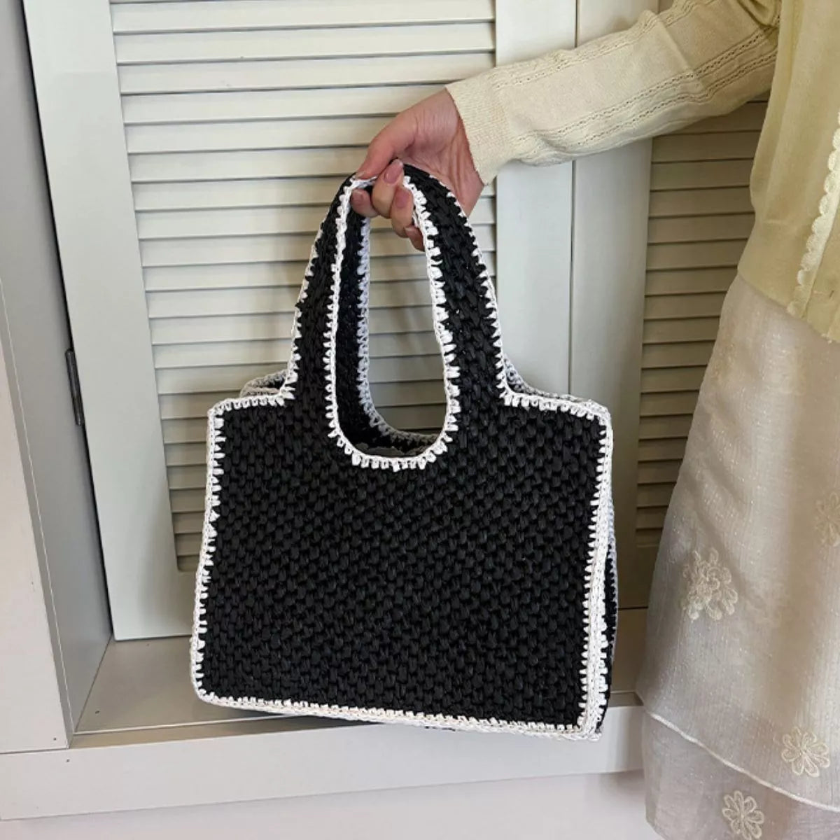 Woven Straw Handbag – image 3