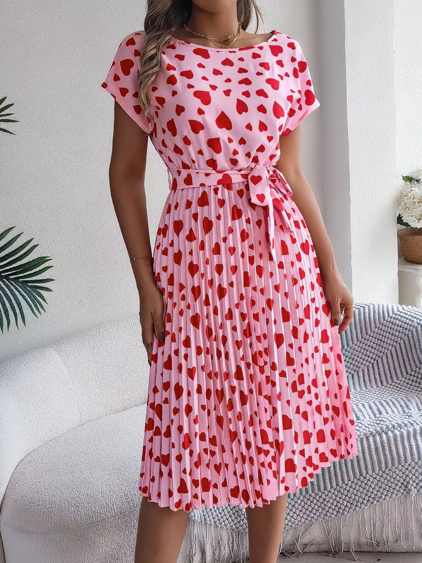 Heart Print Belted Pleated Midi Dress-Nordavory