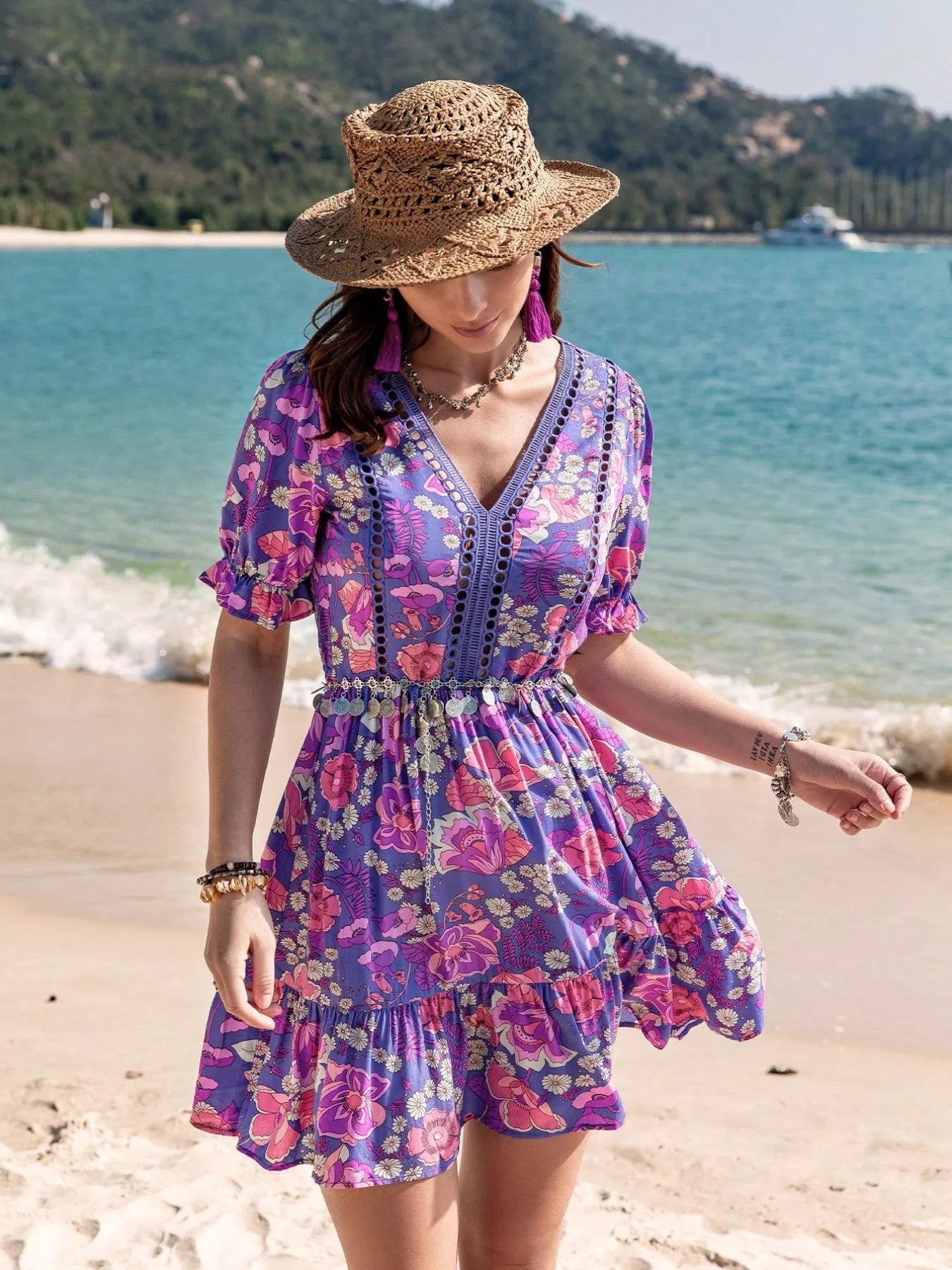 Floral Print V-Neck Mini Dress-Nordavory