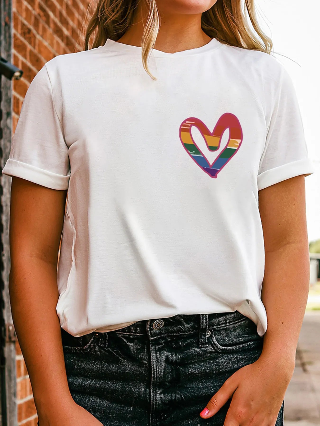 Letter Round Neck Short Sleeve T-Shirt-Nordavory
