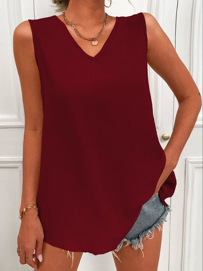 V-Neck Curved Hem Tunic Tank-Nordavory