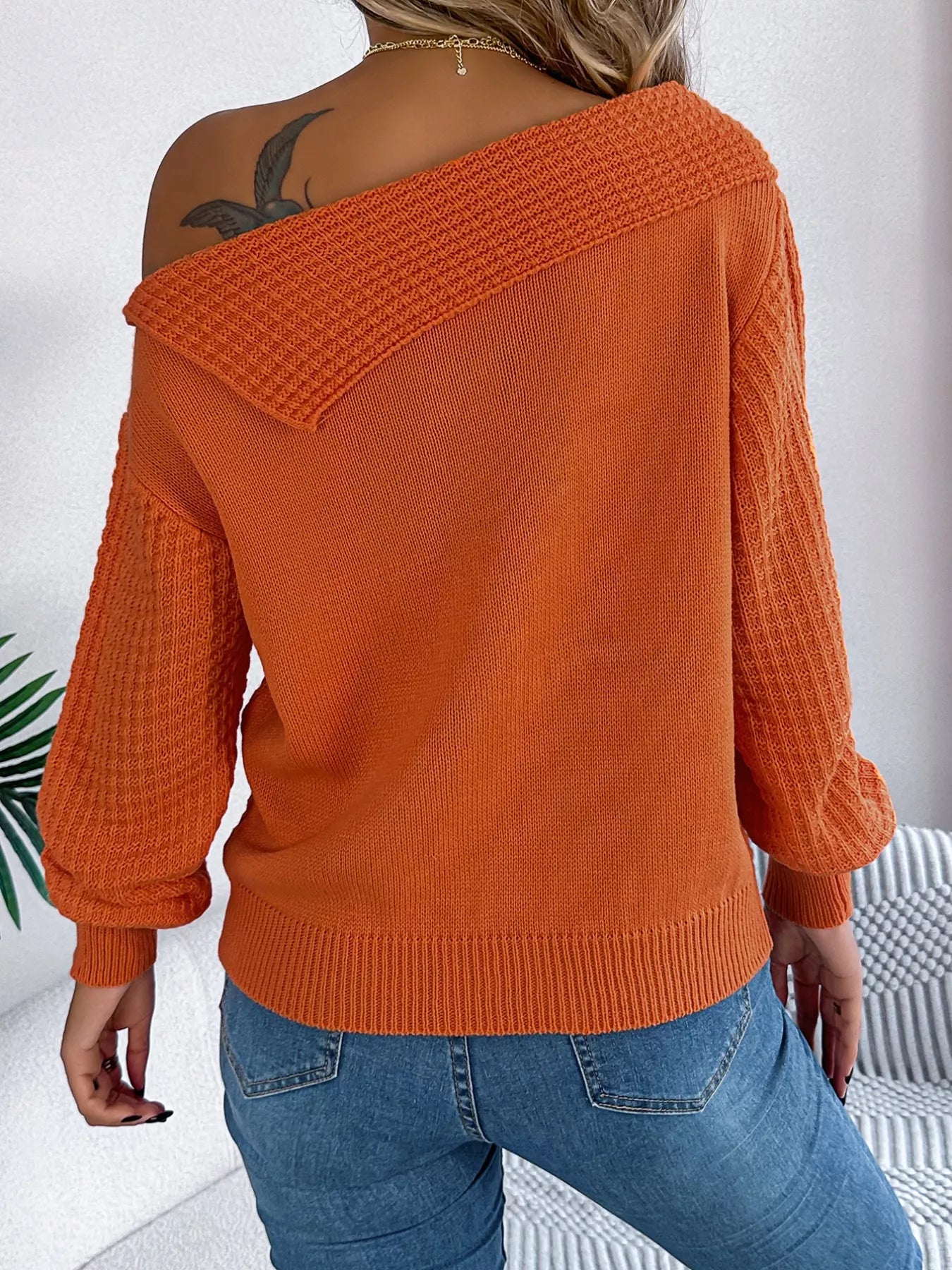 Off-Shoulder Cable Knit Sweater-Nordavory