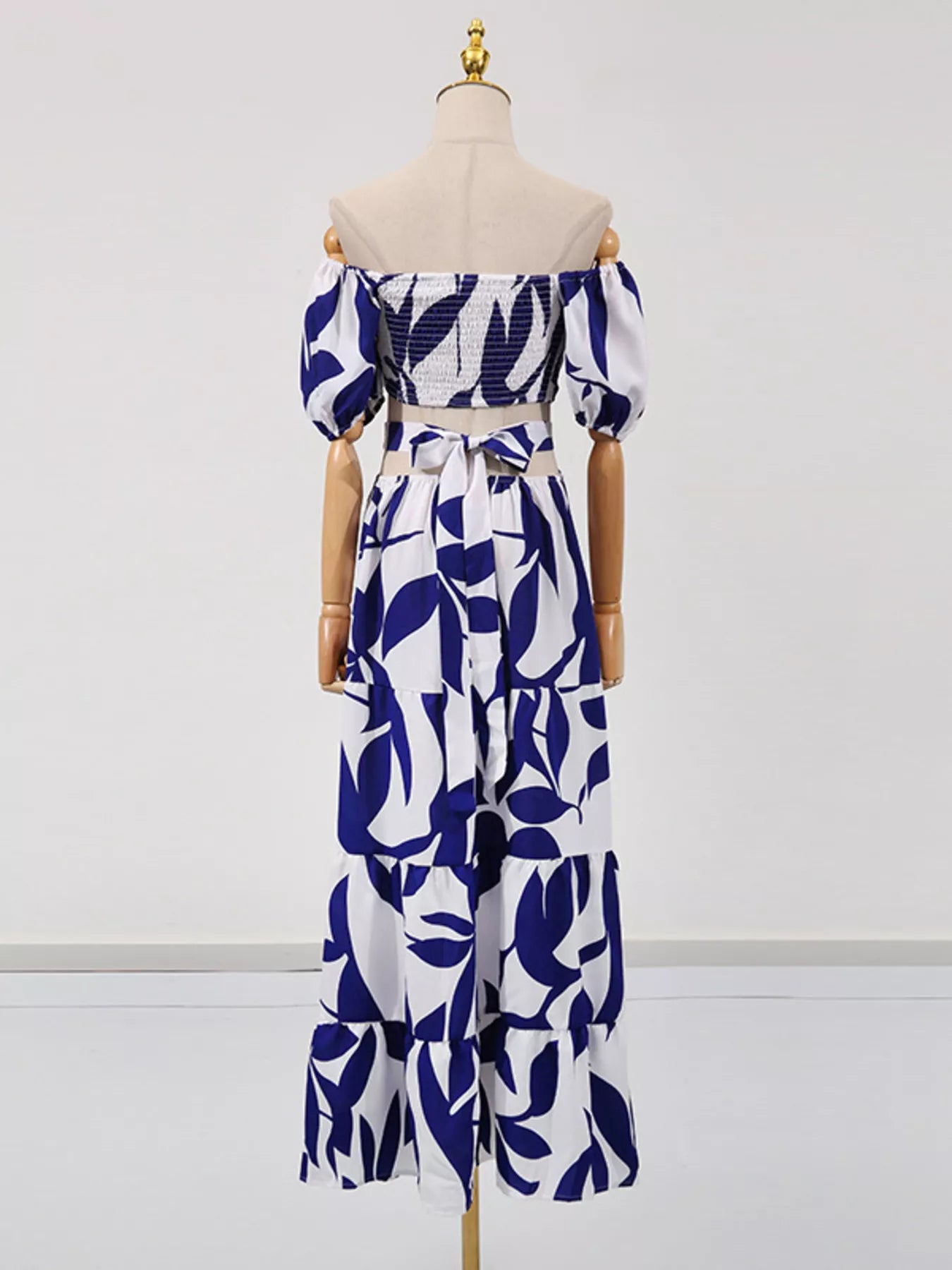 Off-Shoulder Cutout Leaf Print Maxi Dress-Nordavory