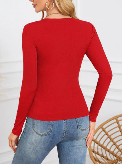Notched Long Sleeve T-Shirt-Nordavory
