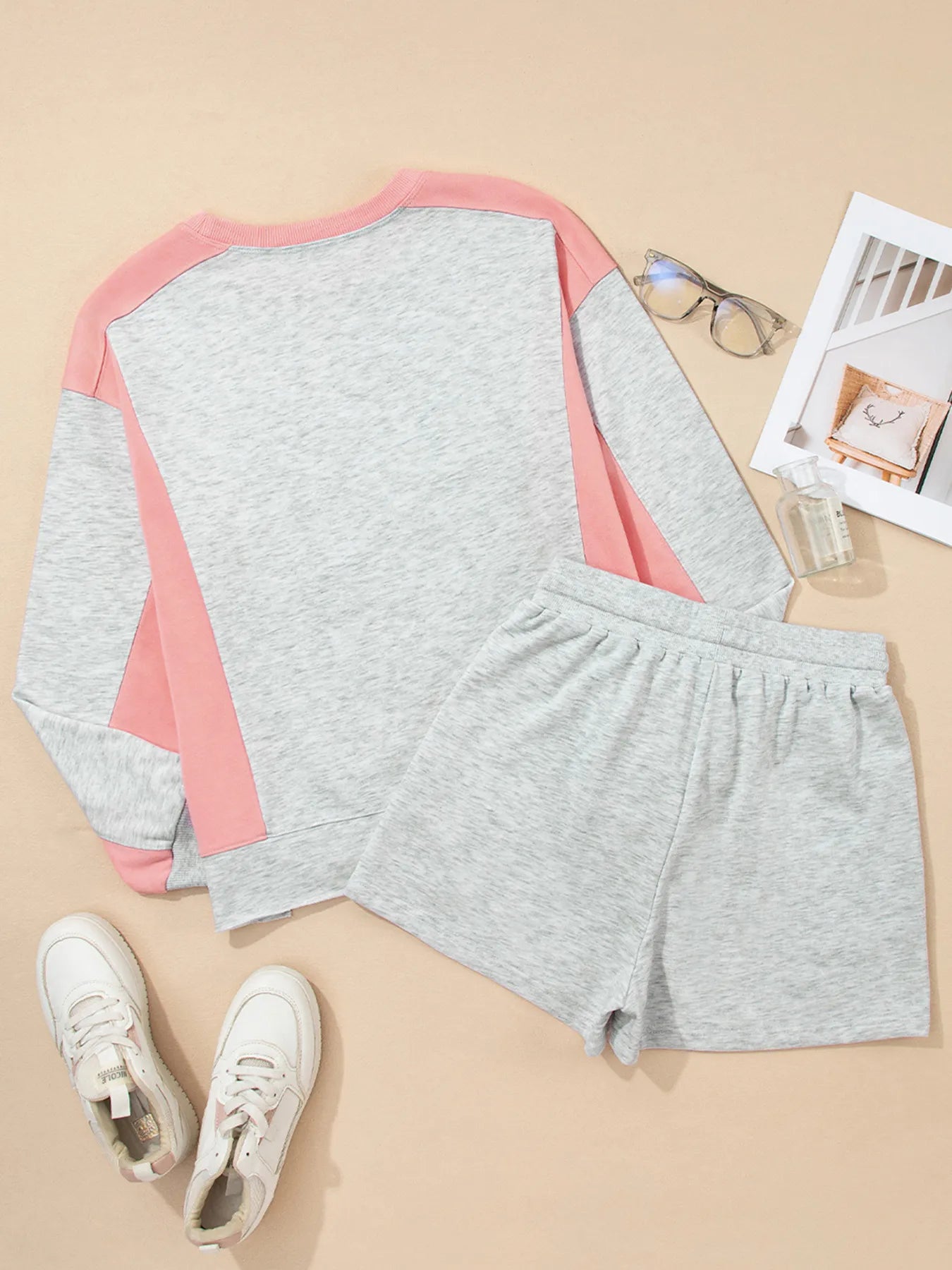 Color Block Long Sleeve Sweatshirt and Shorts Set-Nordavory