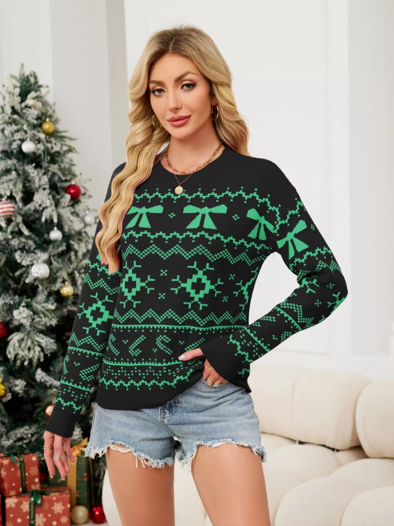 Christmas Bow Round Neck Sweater-Nordavory