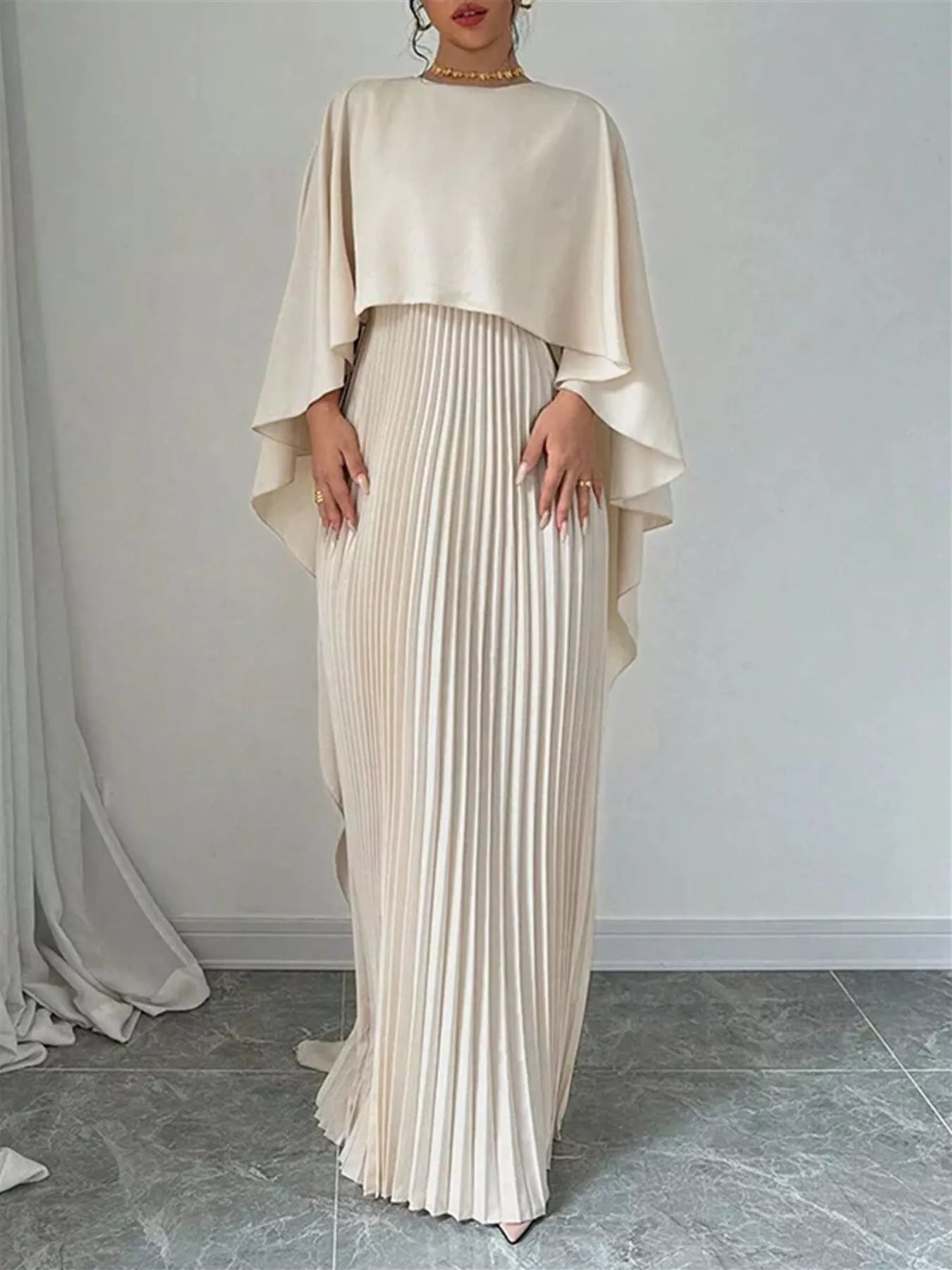 Cape Pleated Maxi Dress-Nordavory