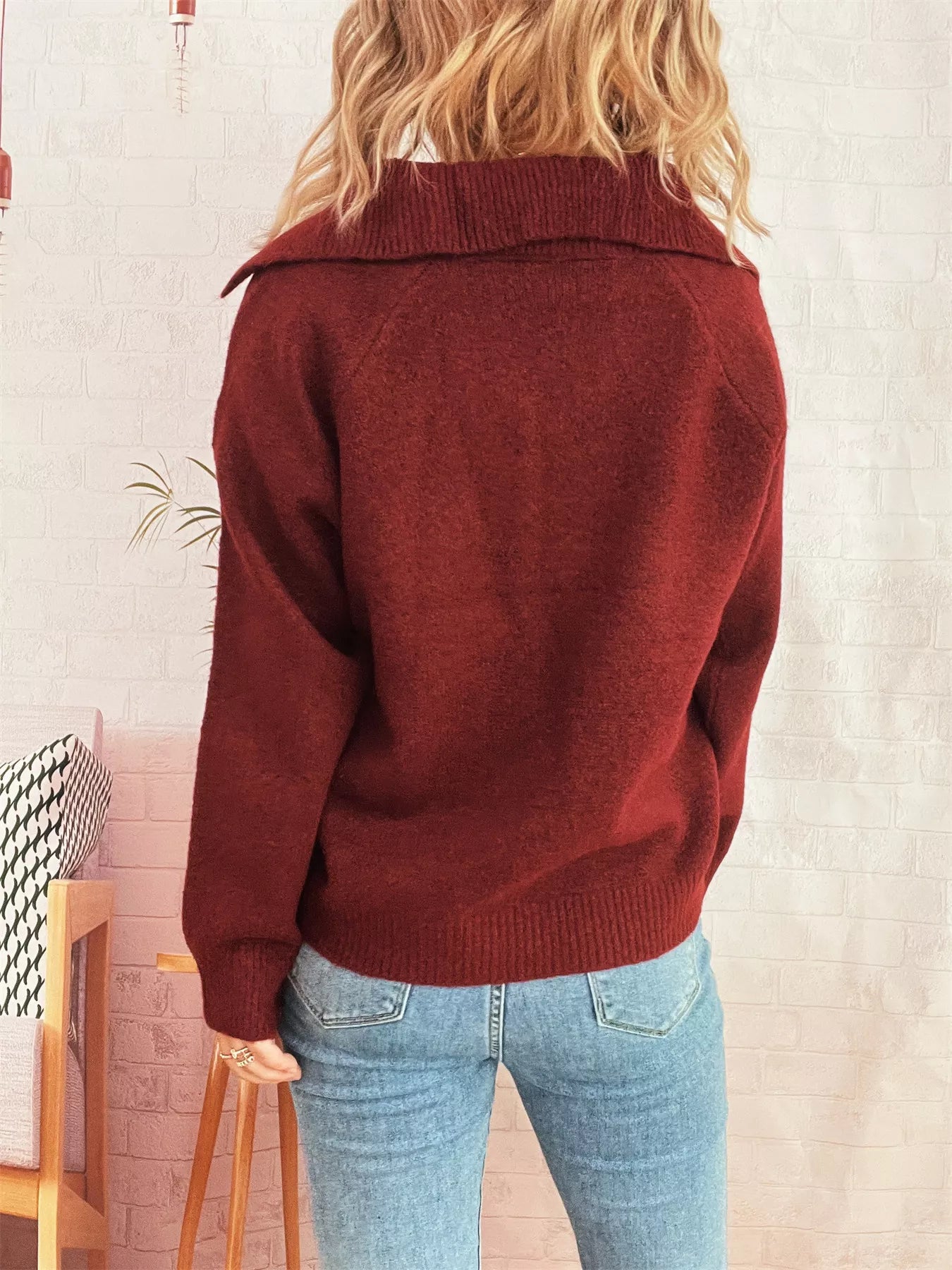 Ribbed Hem Raglan Sleeve Sweater-Nordavory