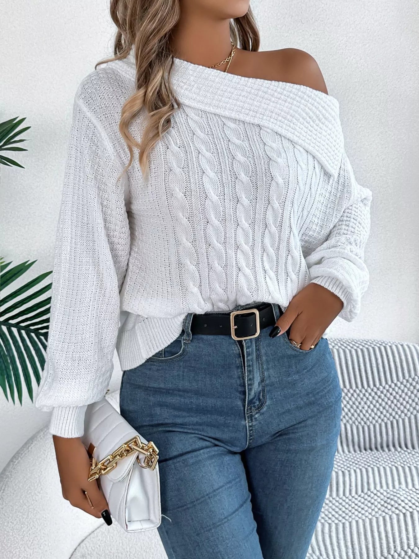 Off-Shoulder Cable Knit Sweater-Nordavory