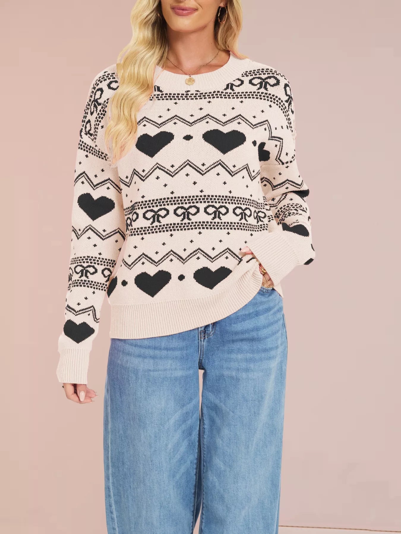 Heart & Bow Pattern Round Neck Sweater-Nordavory