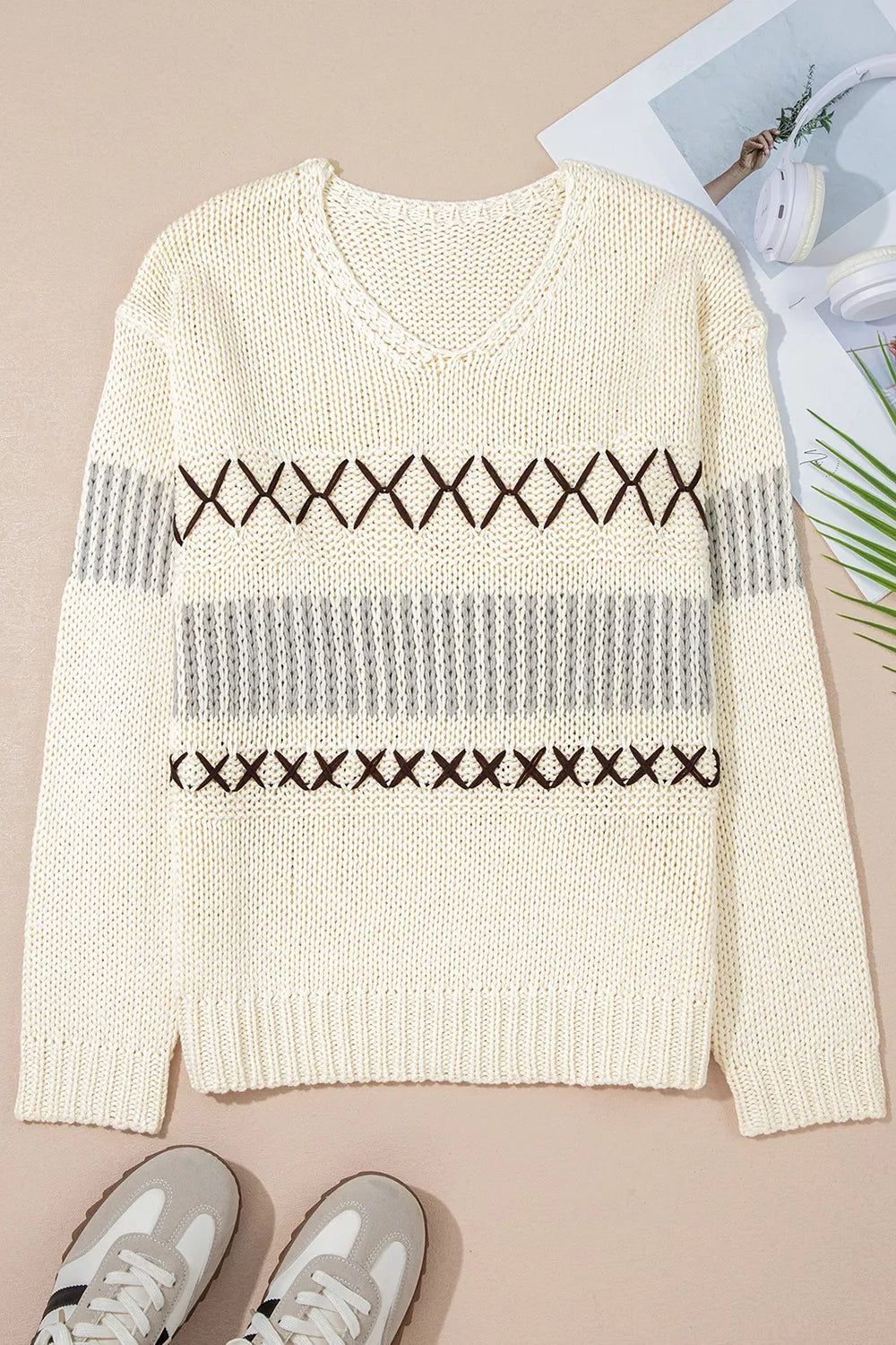 V-Neck Knit Long Sleeve Sweater-Nordavory
