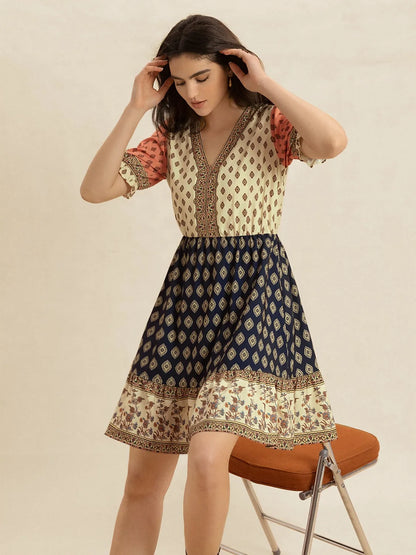 Printed V-Neck Short Sleeve Dress-Nordavory