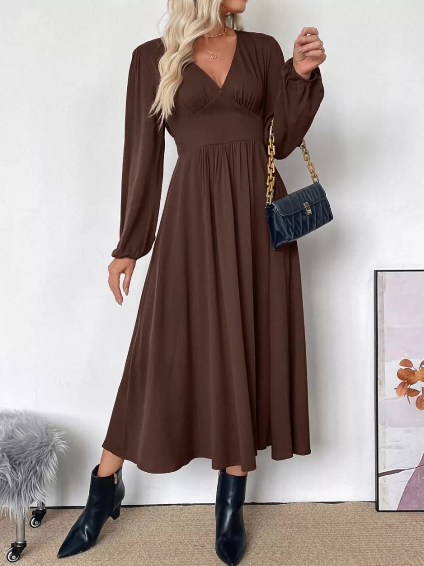 V-Neck Balloon Sleeve Midi Dress-Nordavory