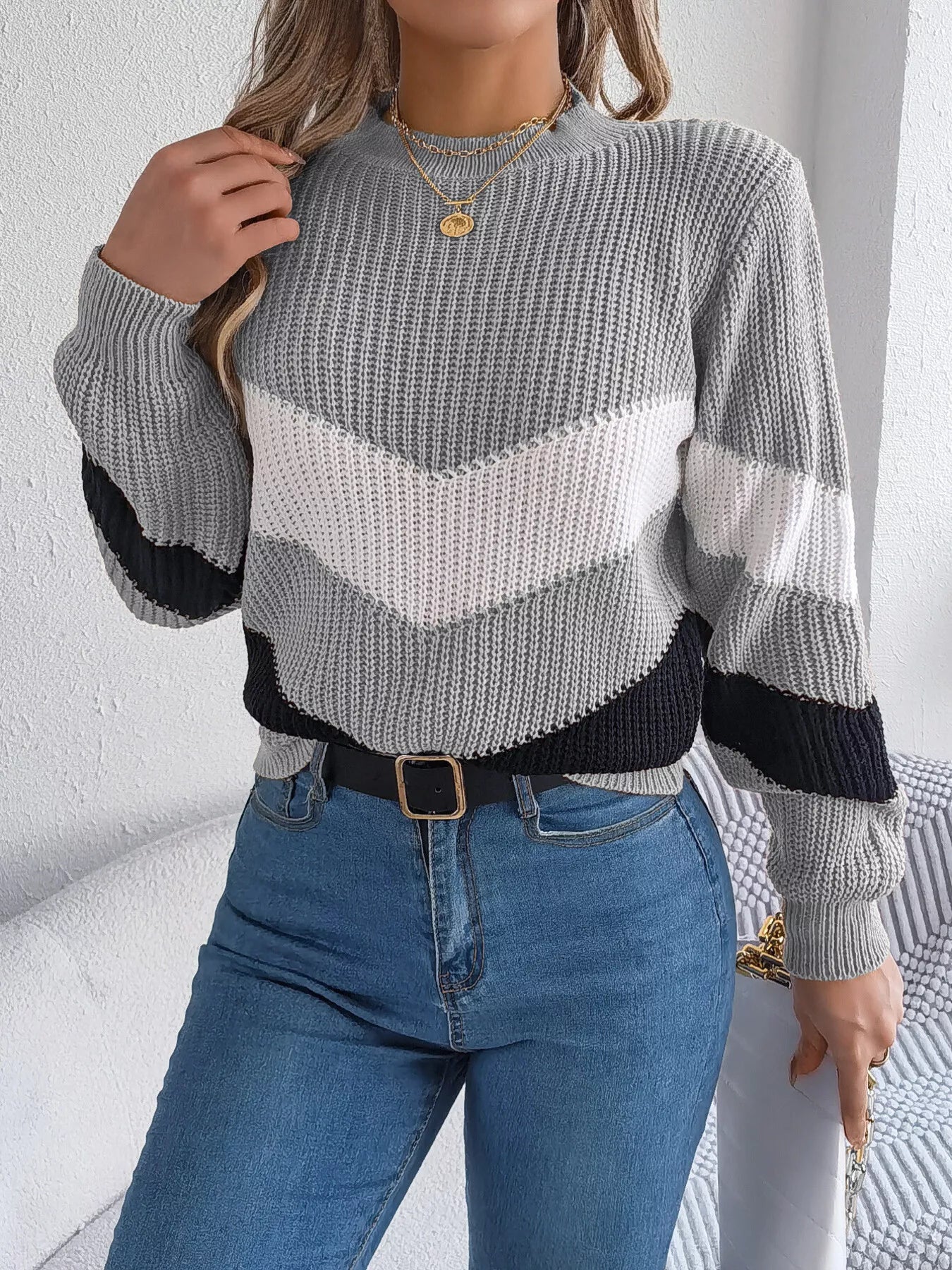 Chevron Stripe Color Block Round Neck Sweater-Nordavory