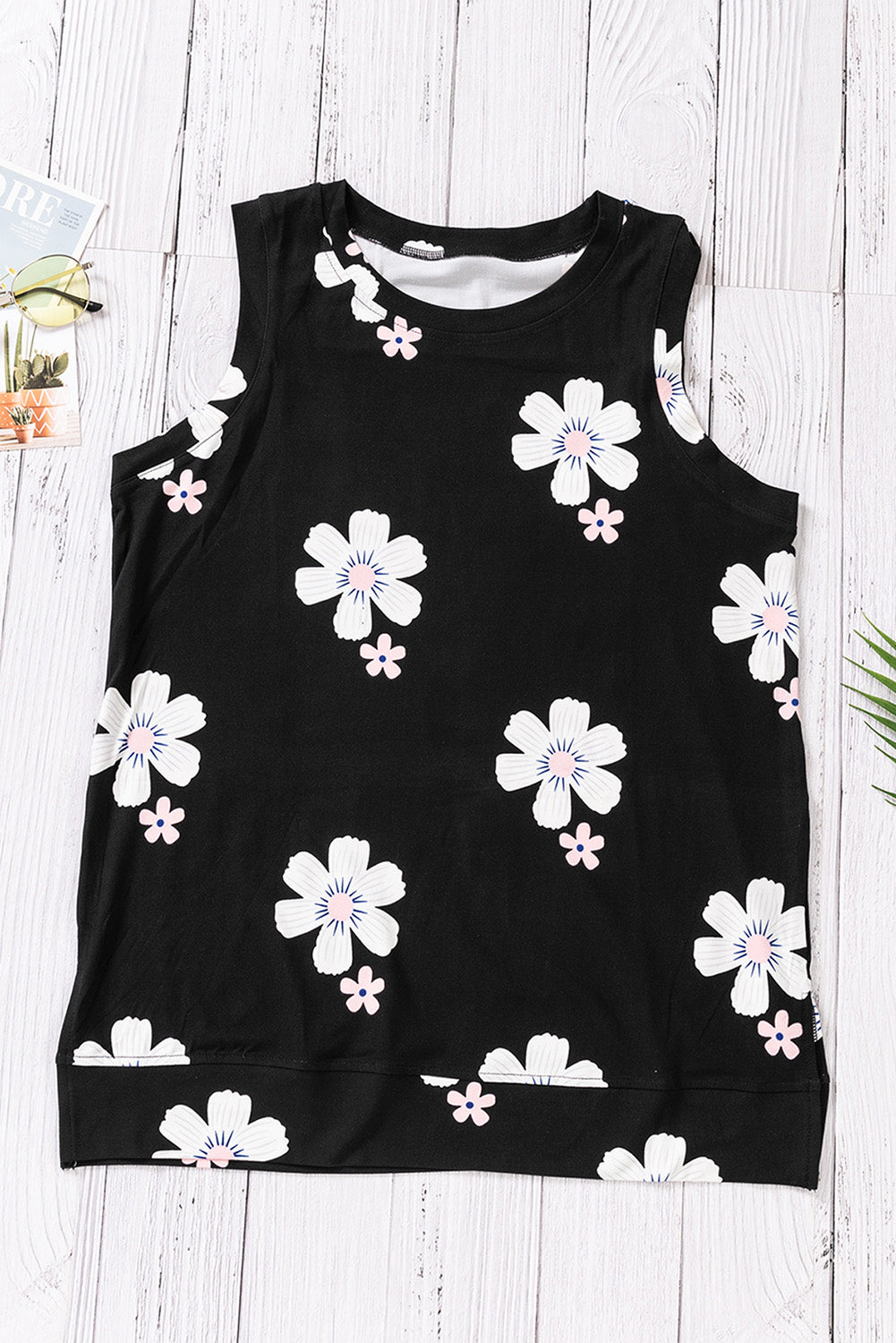 Printed Side Slit Round Neck Tank – image 10