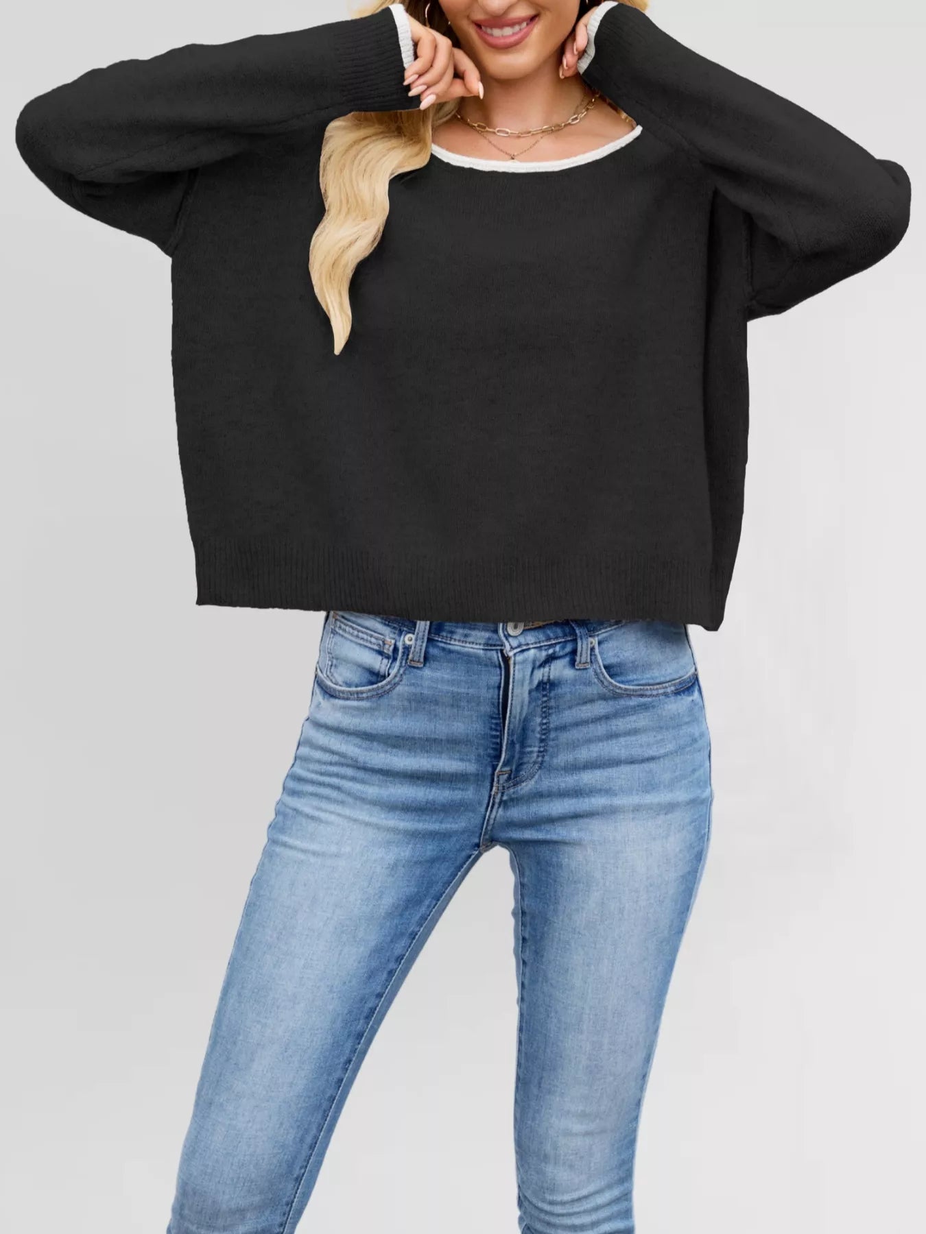 Round Neck Dropped Shoulder Sweater-Nordavory