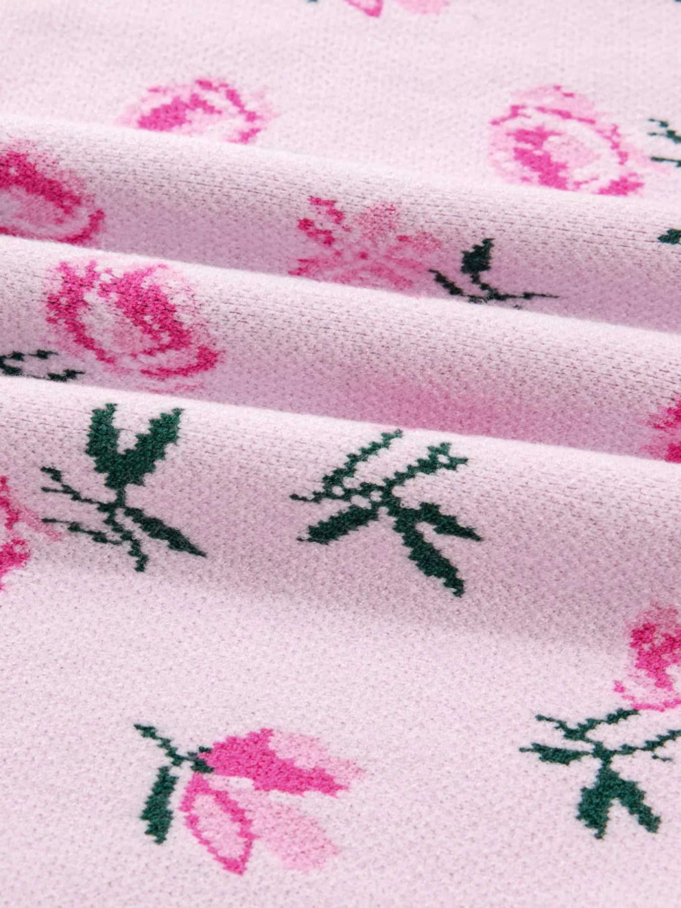 Floral Drop Shoulder Cropped Sweater-Nordavory
