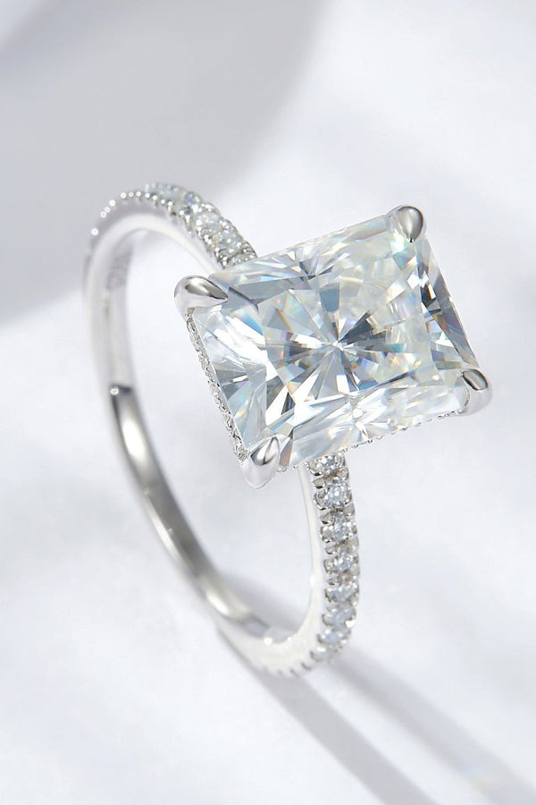 4 Carat Moissanite 4-Prong Side Stone Ring-Nordavory