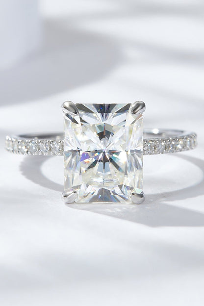 4 Carat Moissanite 4-Prong Side Stone Ring-Nordavory