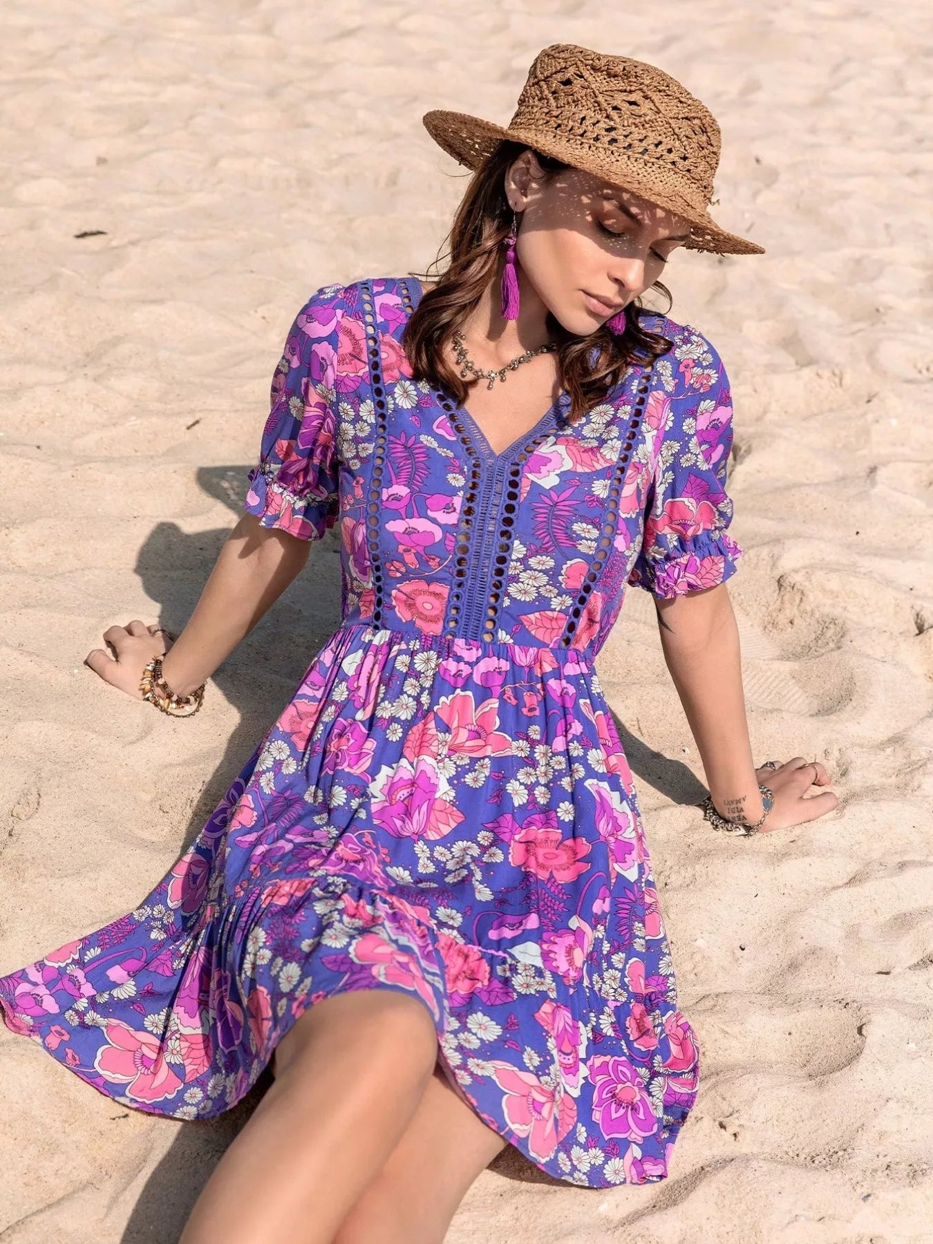 Floral Print V-Neck Mini Dress-Nordavory