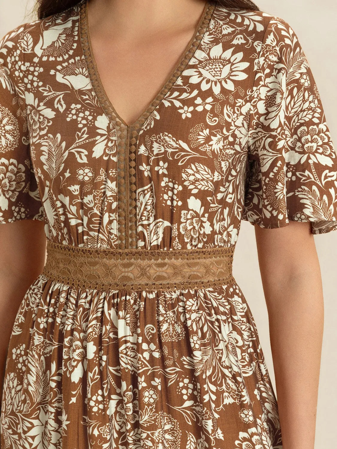 Lace Detail Printed Short Sleeve Midi Dress-Nordavory