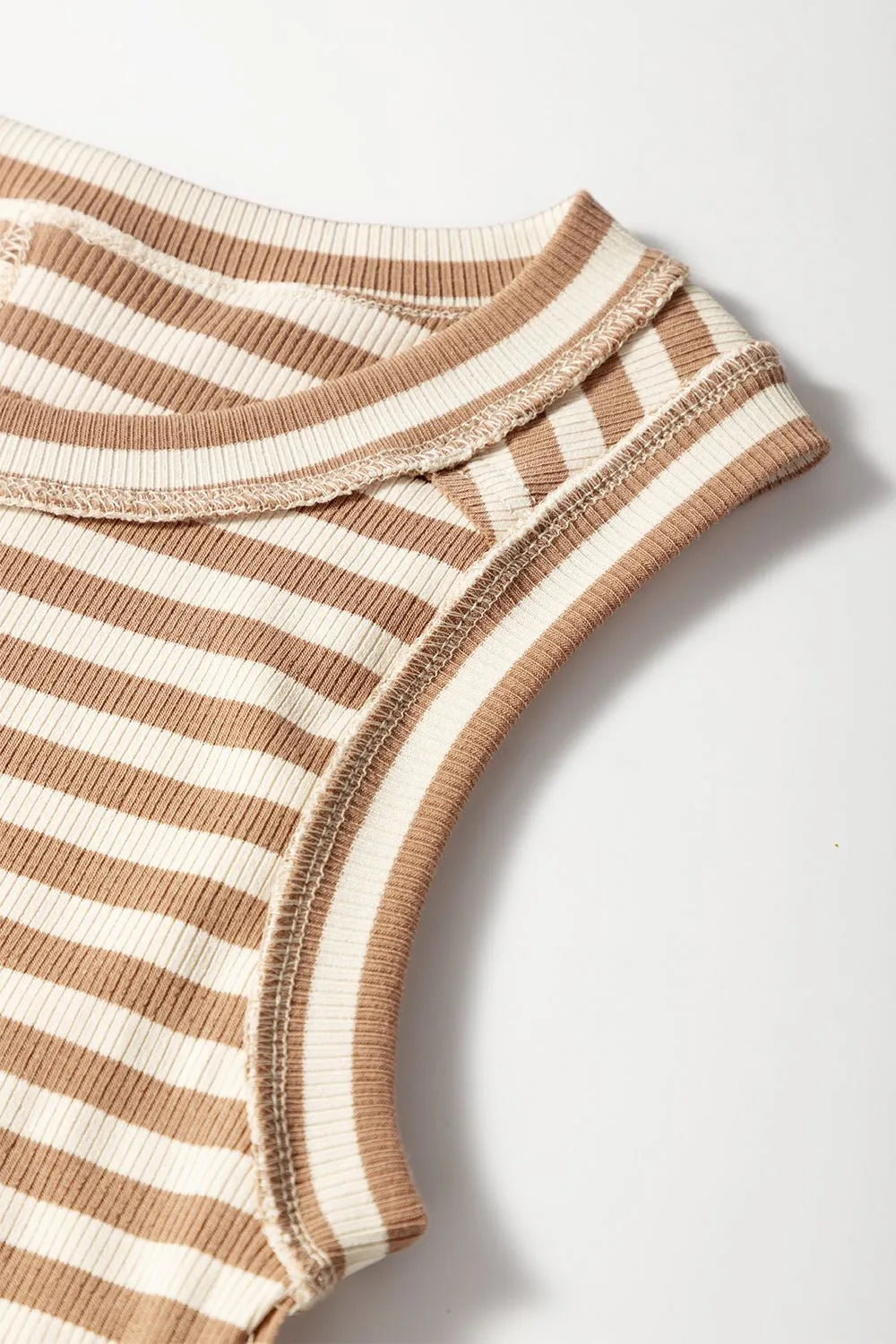 Stripe Exposed Seam Trim Round Neck Sleeveless Top-Nordavory