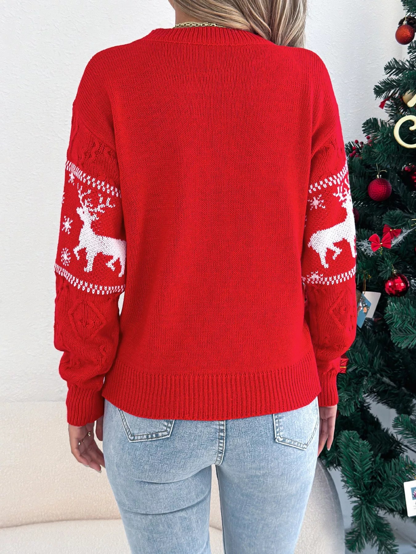 Christmas Reindeer Round Neck Sweater-Nordavory