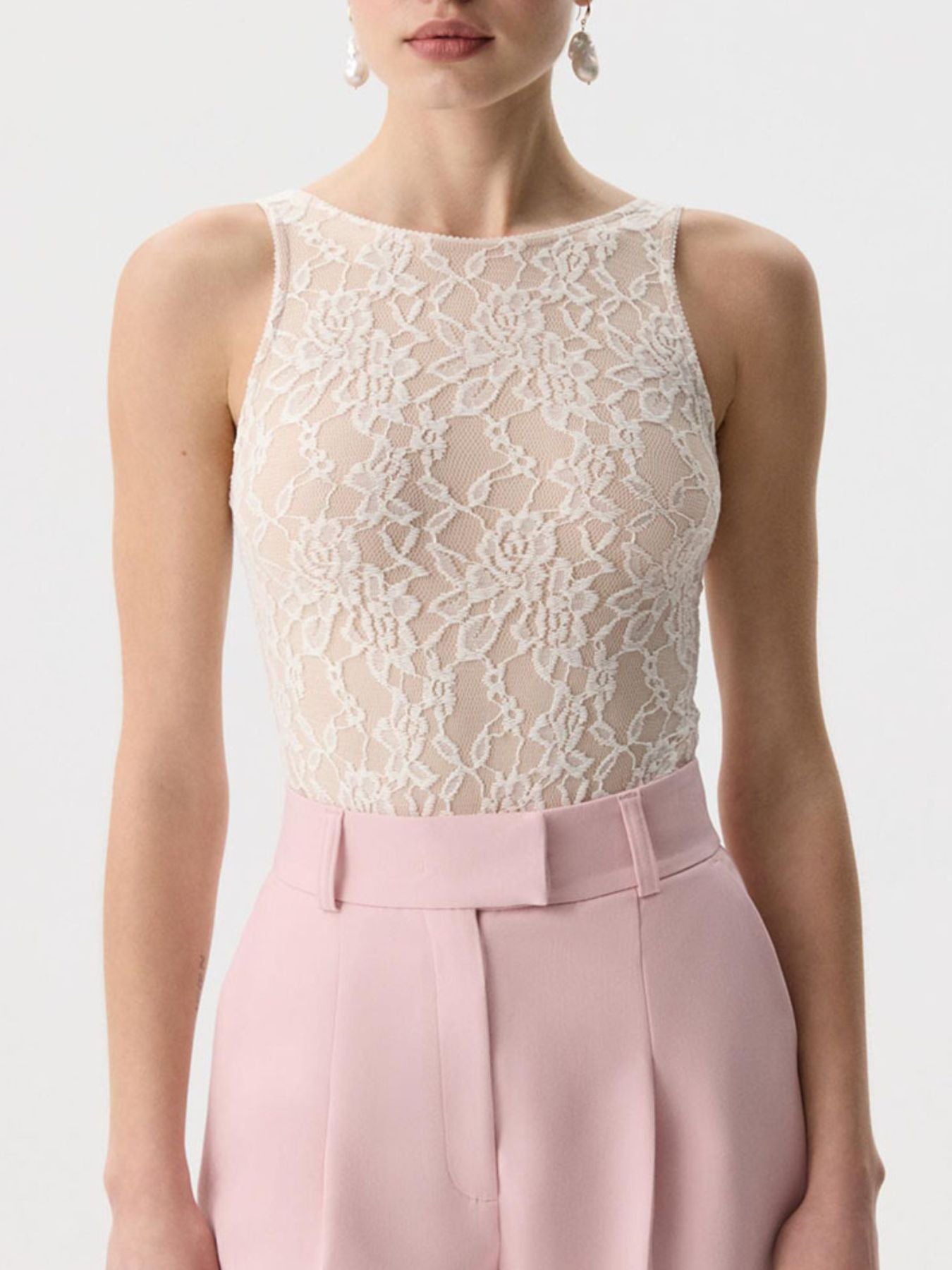 Lace Round Neck Tank-Nordavory