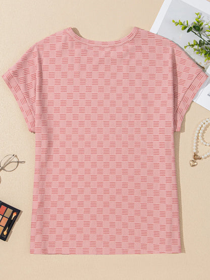 Checkered Textured Round Neck T-Shirt-Nordavory