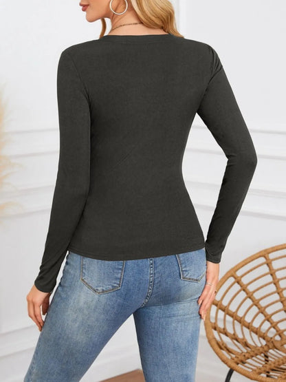 Notched Long Sleeve T-Shirt-Nordavory