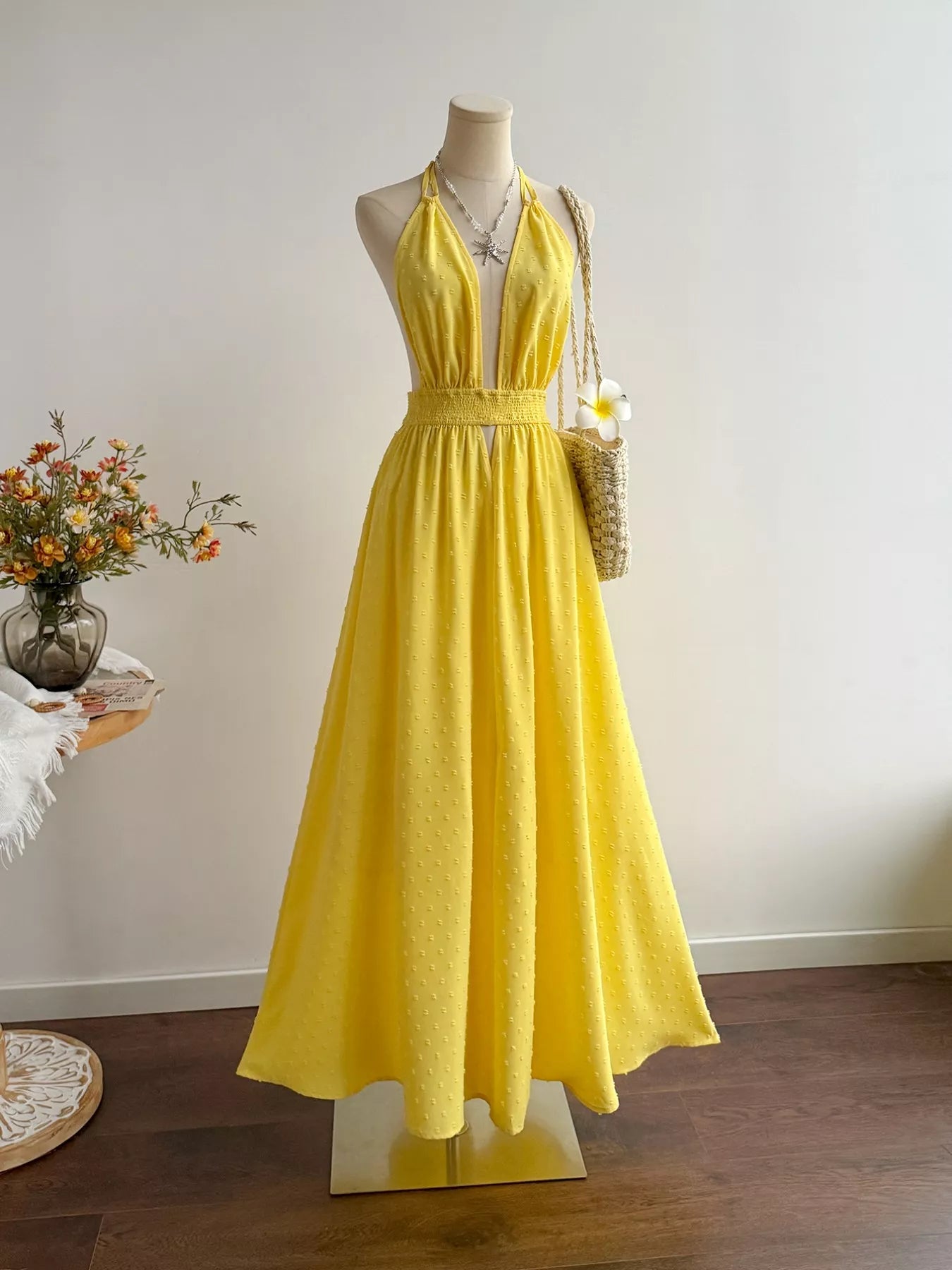 Swiss Dot Halter Neck Dress-Nordavory