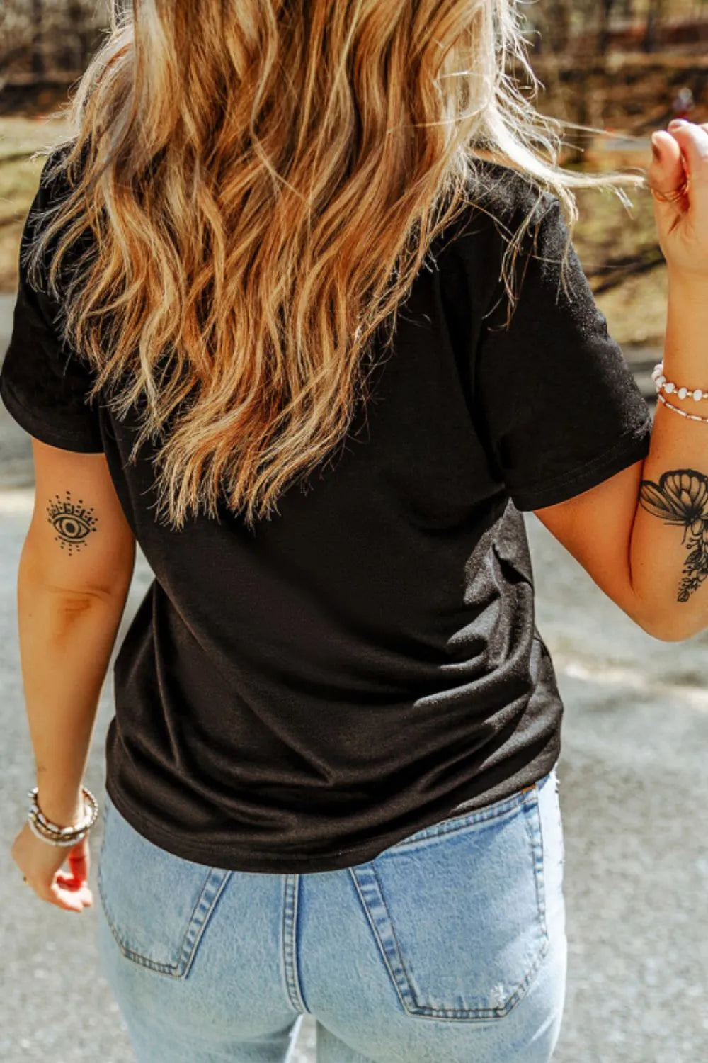 Embroidered Round Neck Short Sleeve T-Shirt-Nordavory