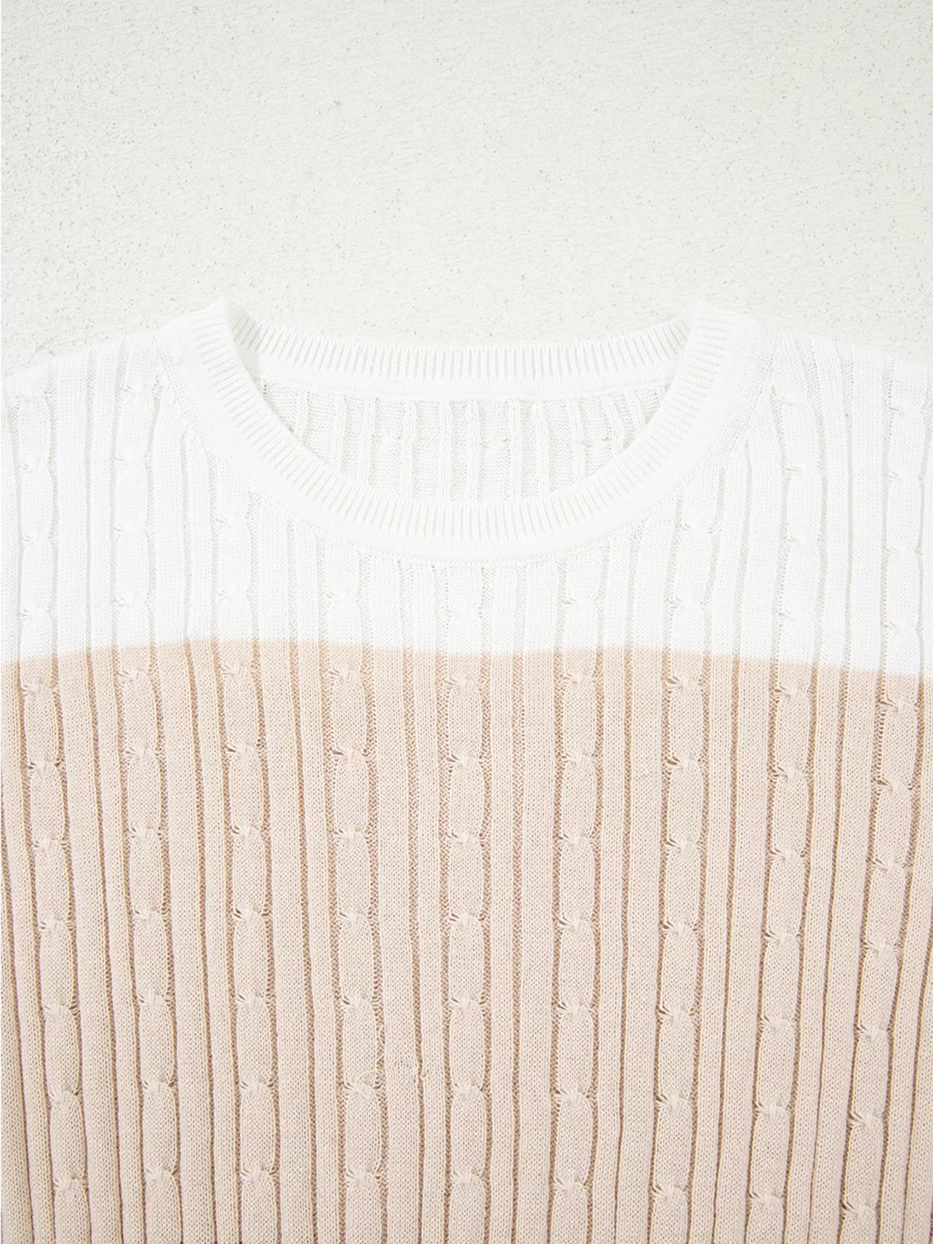 Colorblock Cable Knit Round Neck Sweater-Nordavory