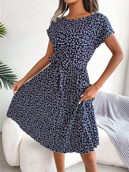 Floral Print Pleated Midi Dress with Belt-Nordavory