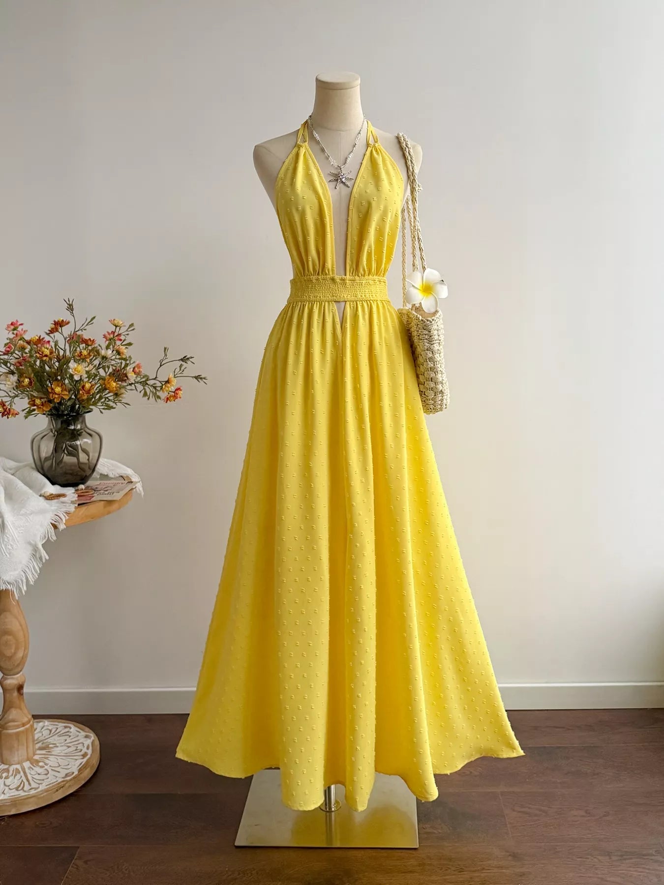 Swiss Dot Halter Neck Dress-Nordavory