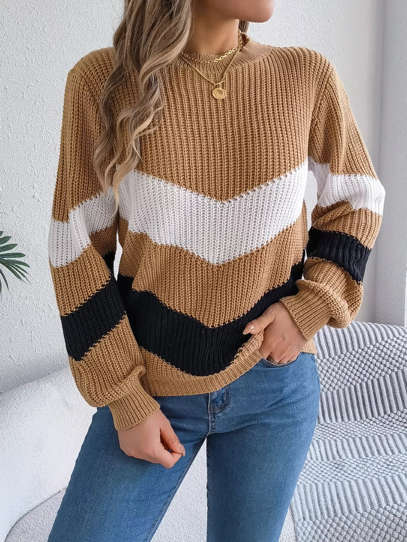 Chevron Stripe Color Block Round Neck Sweater-Nordavory