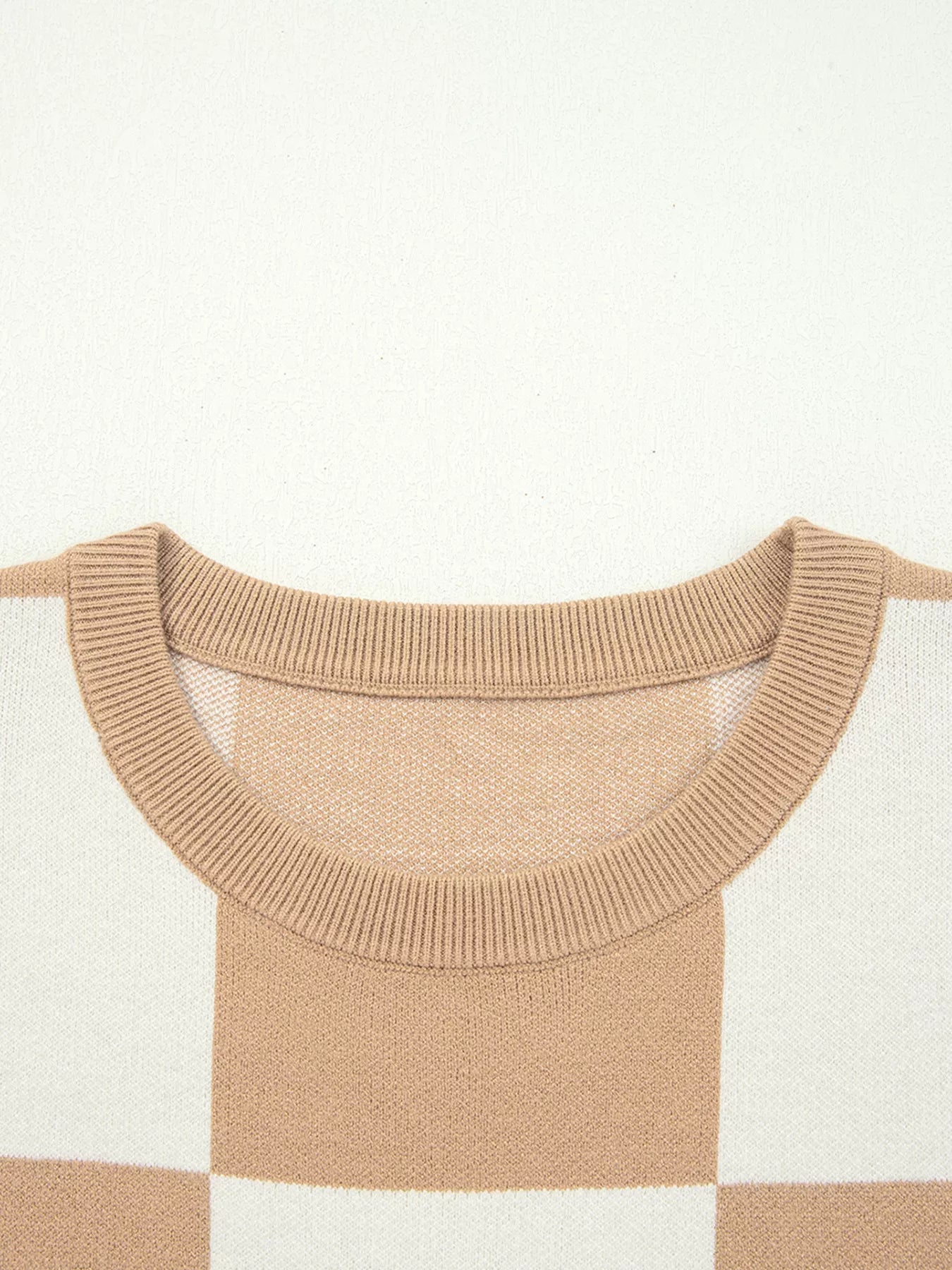Checkered Pattern Loose Drop Shoulder Half Sleeve Sweater-Nordavory