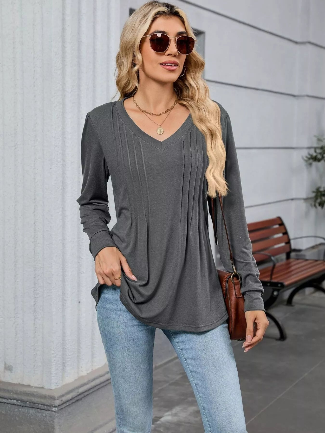 V-Neck Long Sleeve Relaxed Fit T-Shirt-Nordavory