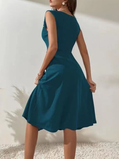 Pearl Detail Sleeveless Midi Dress-Nordavory