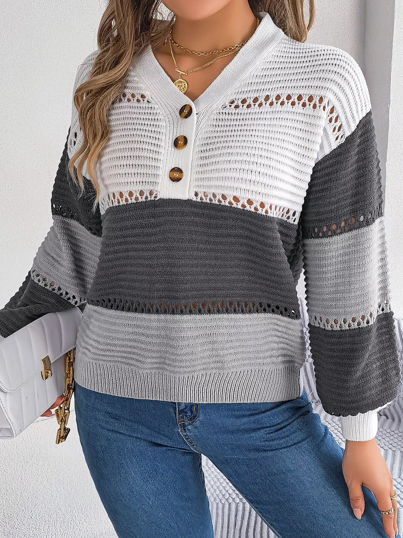 Color Block Striped V-Neck Button Detail Sweater-Nordavory