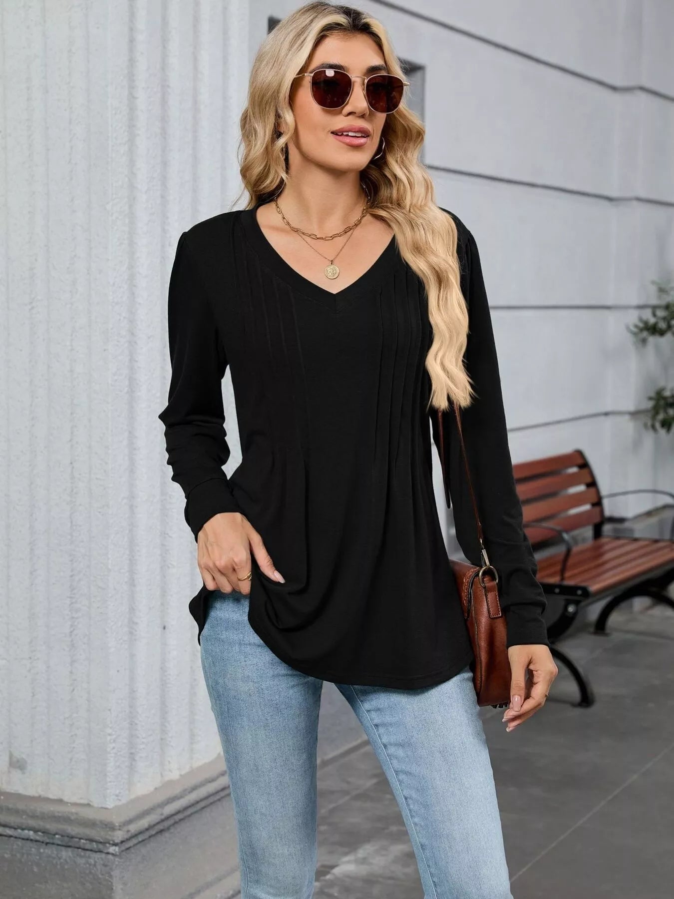 V-Neck Long Sleeve Relaxed Fit T-Shirt-Nordavory