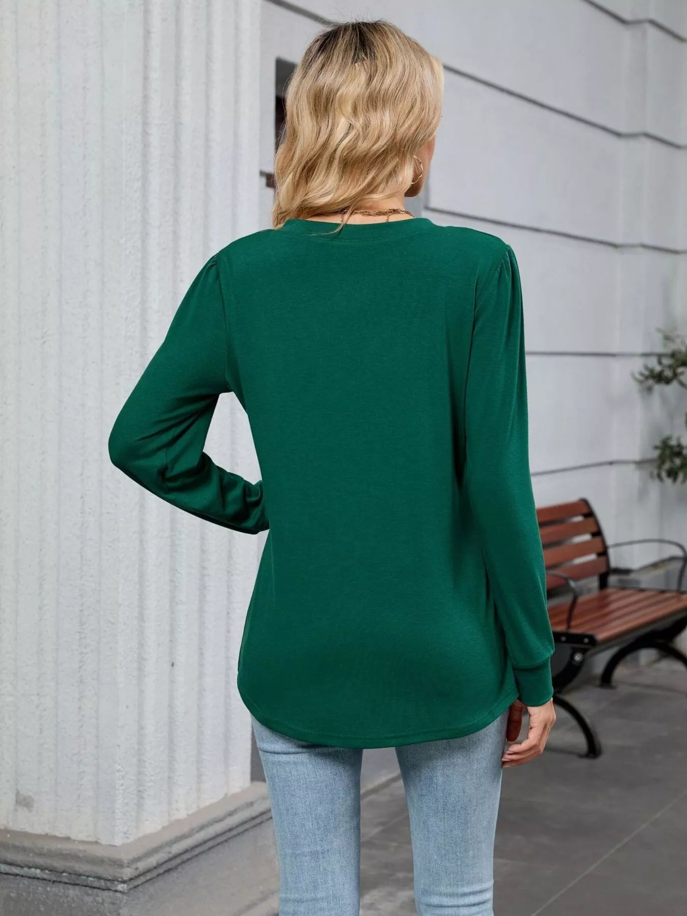 V-Neck Long Sleeve Relaxed Fit T-Shirt-Nordavory