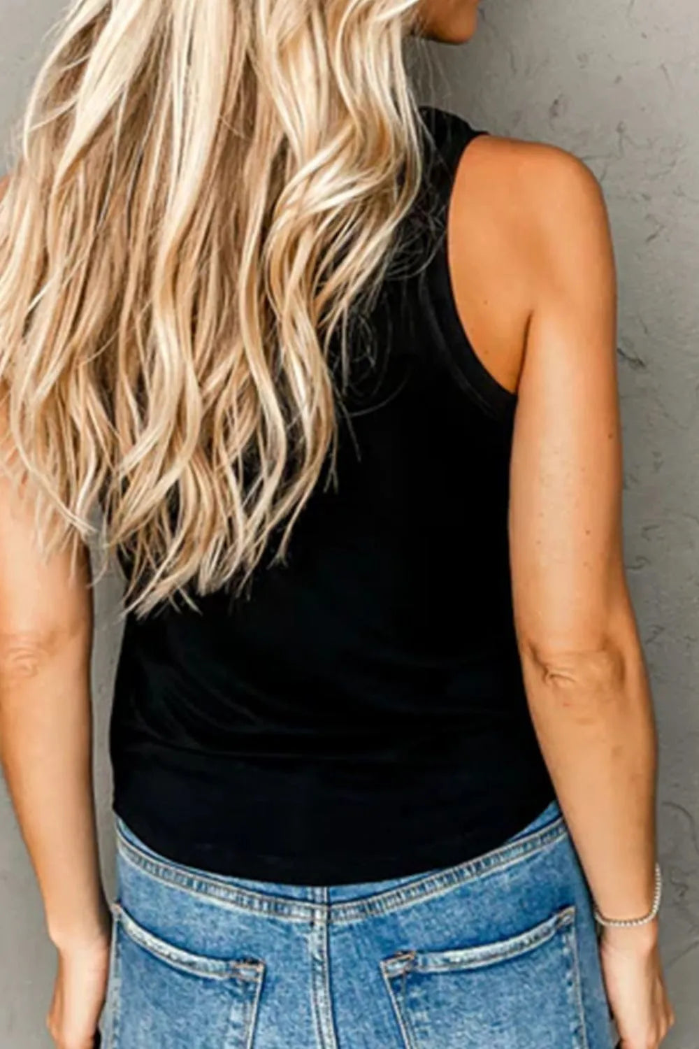 Round Neck Tank-Nordavory